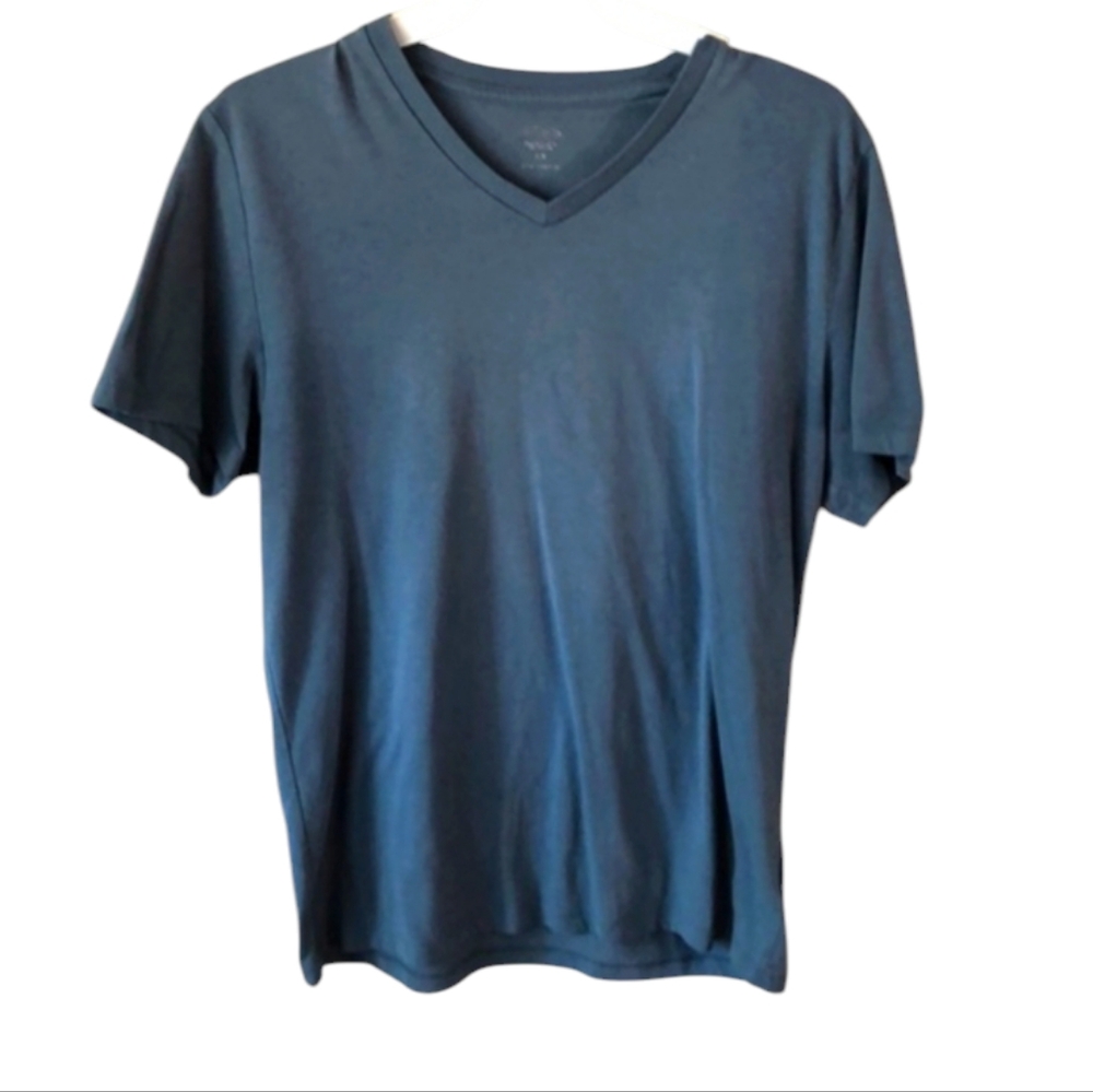 3 for $15 Old Navy blue v neck t shirt